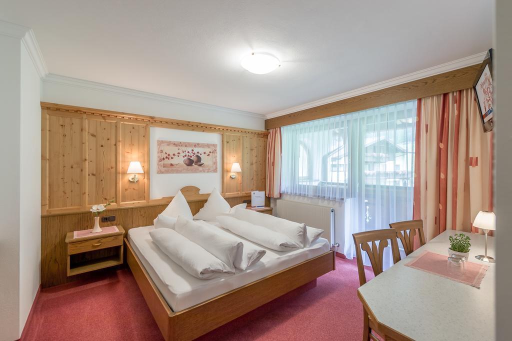 Two-Bedroom Apartment,394659651:JPEG