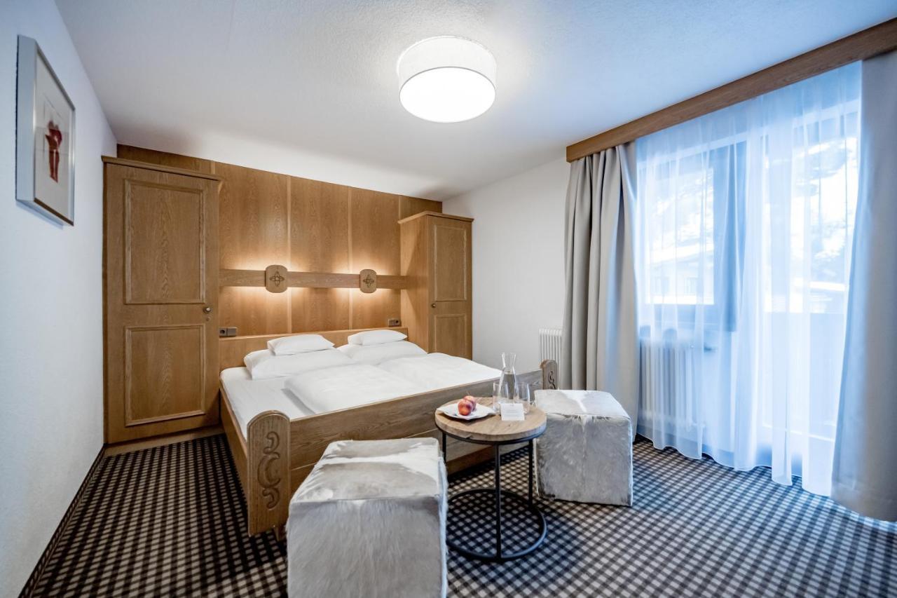 Doppelzimmer mit Zustellbett